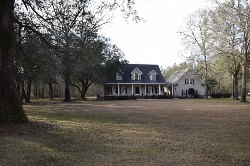 828 Zion Rd, Dorchester, SC 29437
