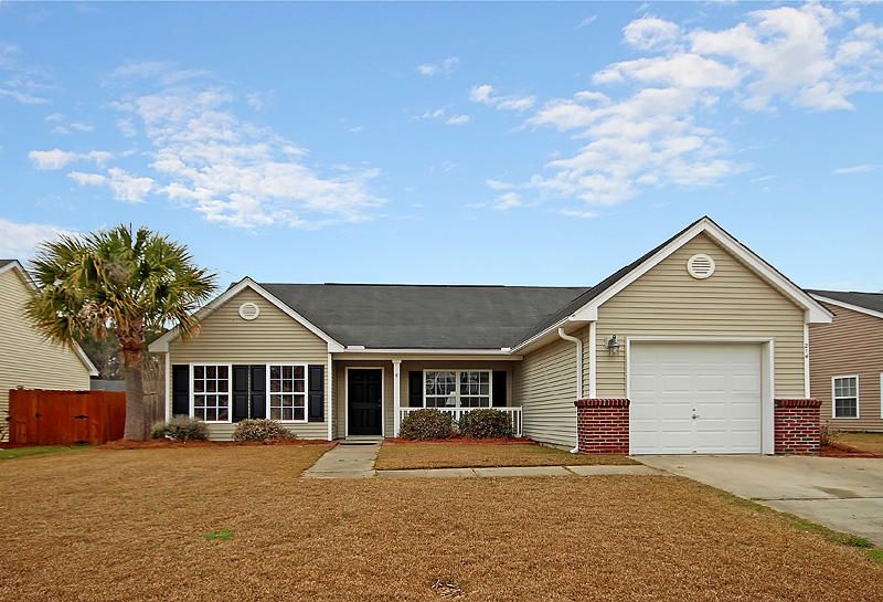 214 Border Rd, Goose Creek, SC 29445
