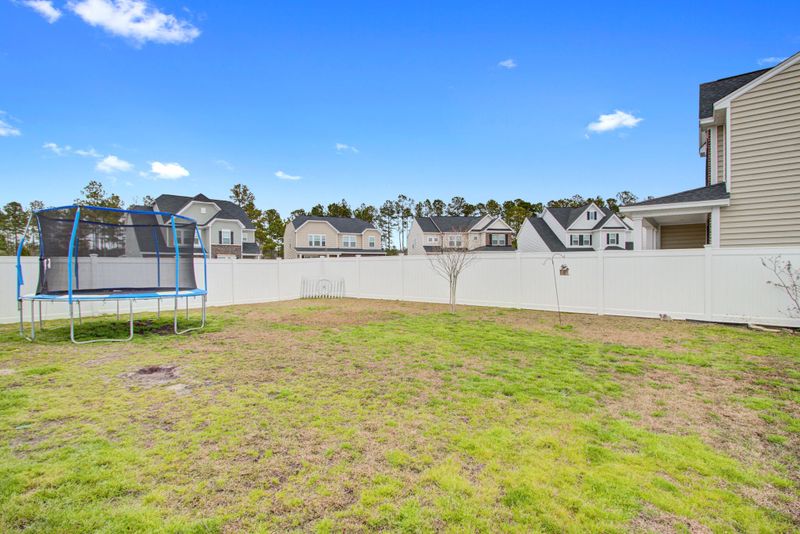 430 Fetterbush Dr, Moncks Corner, SC 29461