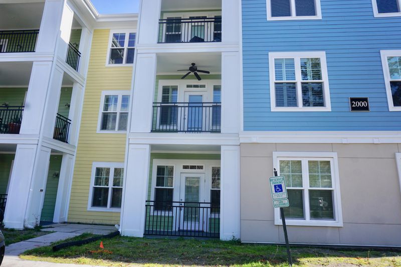 2000 Belle Isle Ave #104, Mount Pleasant, SC 29464