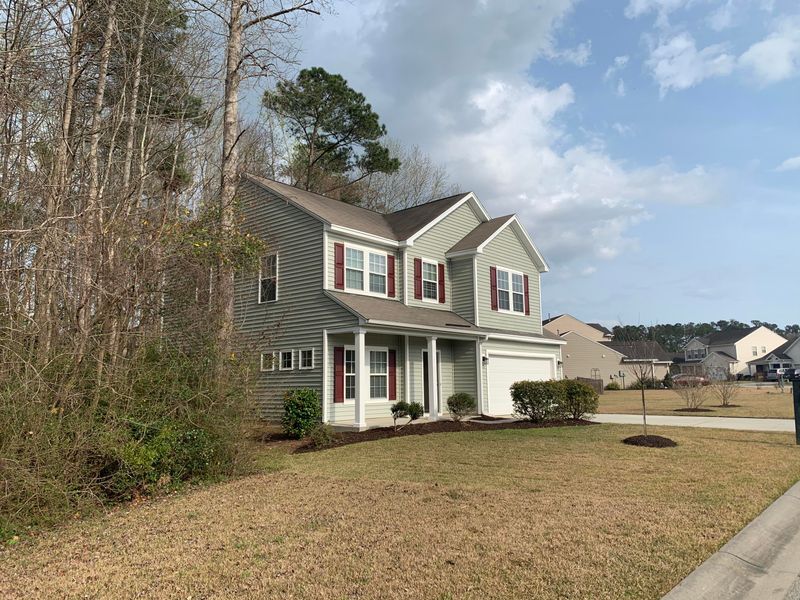 213 Goldfinch Ln, Summerville, SC 29485