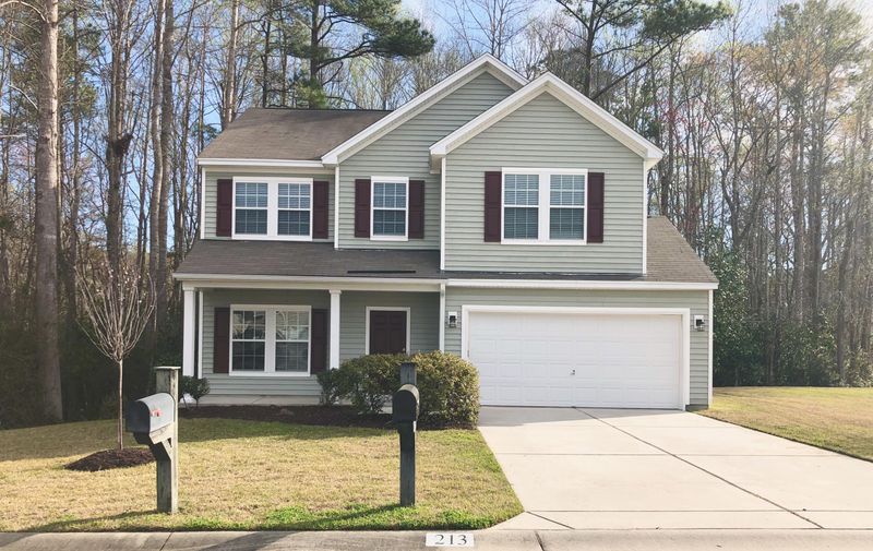 213 Goldfinch Ln, Summerville, SC 29485