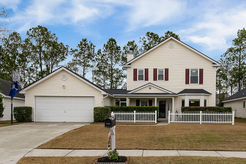 131 Moon Dance Ln, Summerville, SC 29483