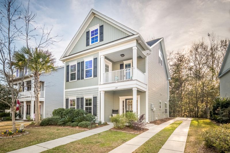 1727 Towne St, Johns Island, SC 29455