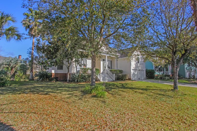 736 High Battery Cir, Mount Pleasant, SC 29464