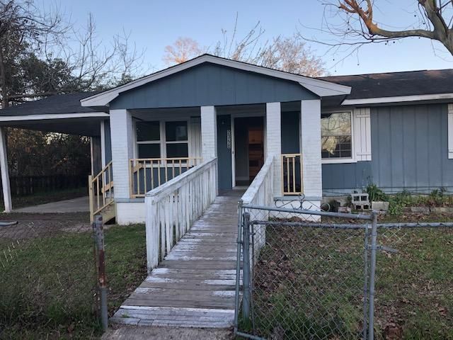 2358 Cosmopolitan St, North Charleston, SC 29405