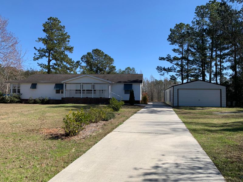 736 General Moultrie Dr, Bonneau, SC 29431