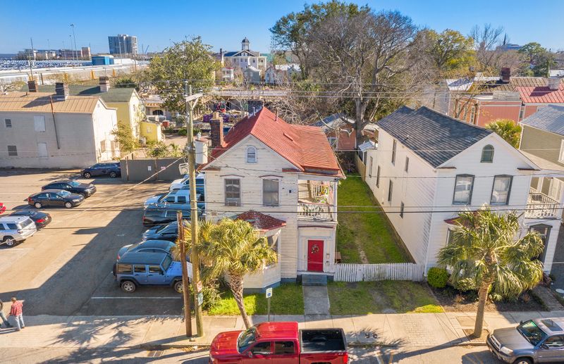 53 Columbus St, Charleston, SC 29403