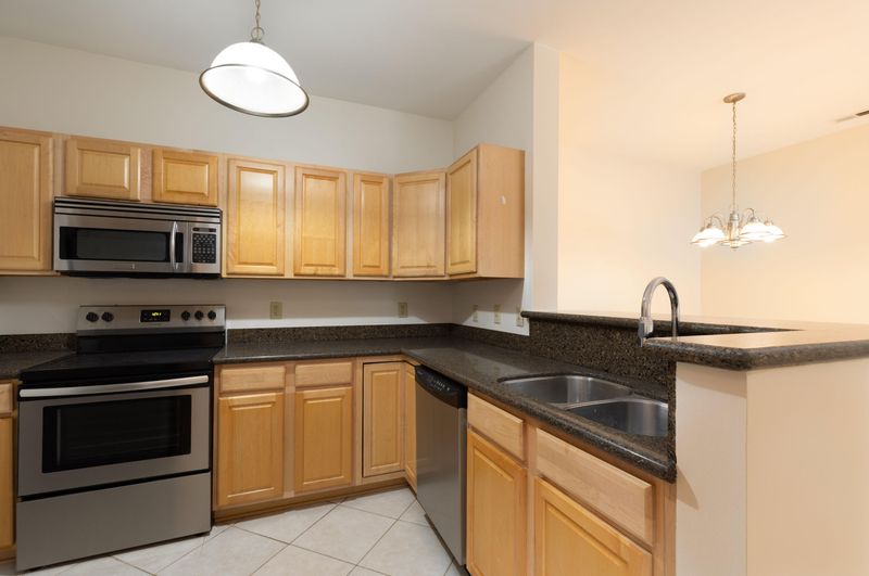 1600 Long Grove Dr #1713, Mount Pleasant, SC 29464