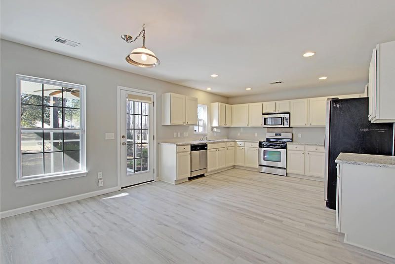 311 Breckingridge Dr, Ladson, SC 29456