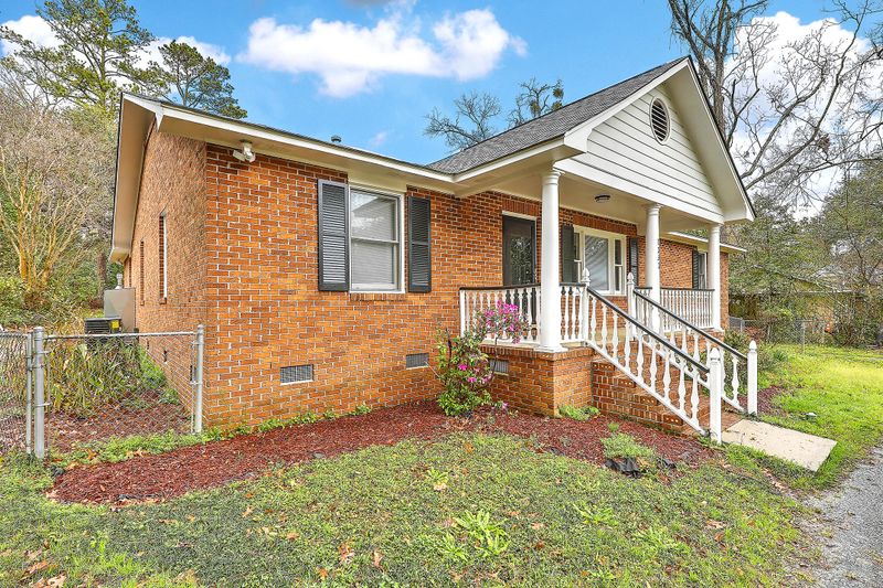 1232 Sumner Ave, North Charleston, SC 29406