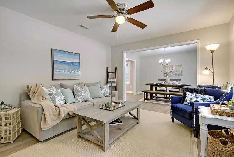 2083 Maybank Hw, Charleston, SC 29412
