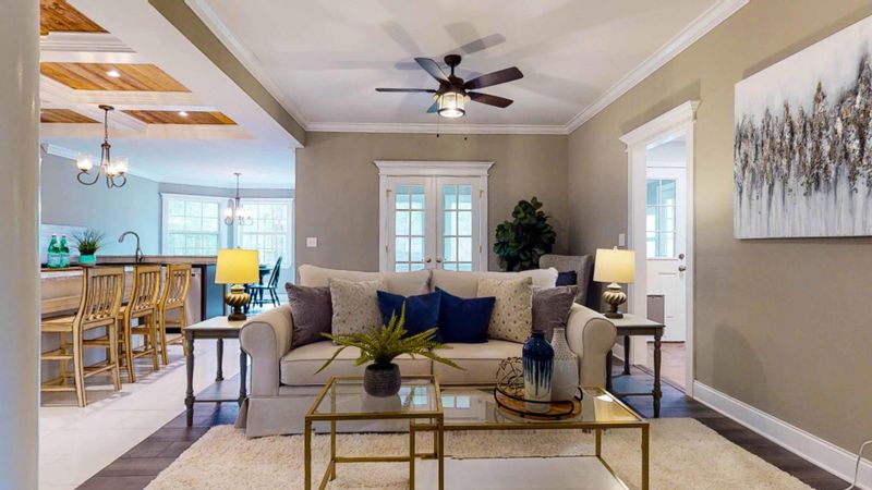 104 Deer St, Summerville, SC 29485