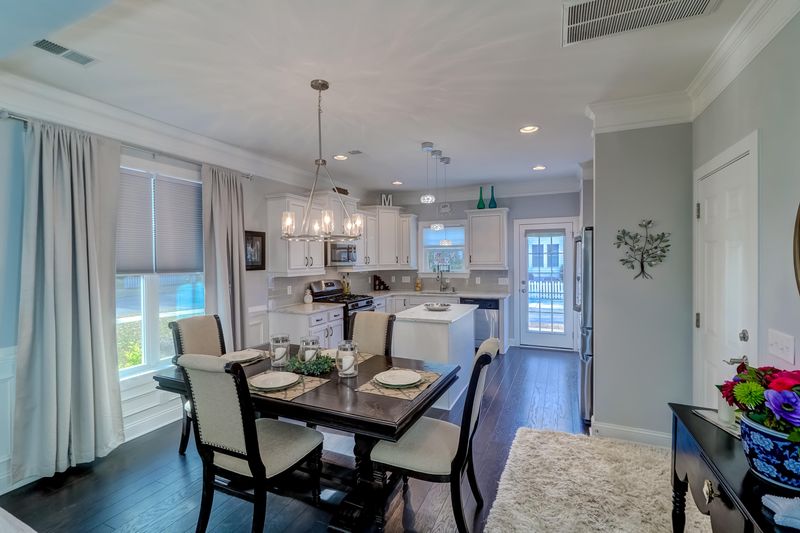 105 Comiskey Park Cir, Summerville, SC 29485