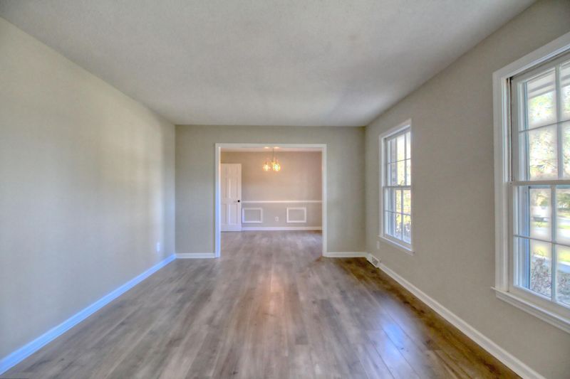 102 Bramblewood Dr, Summerville, SC 29485