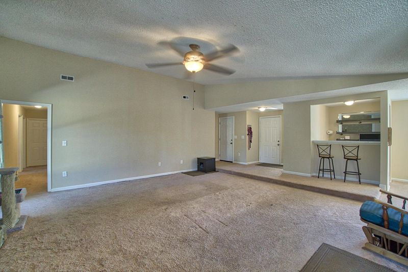 231 Jasmine Dr, Summerville, SC 29483