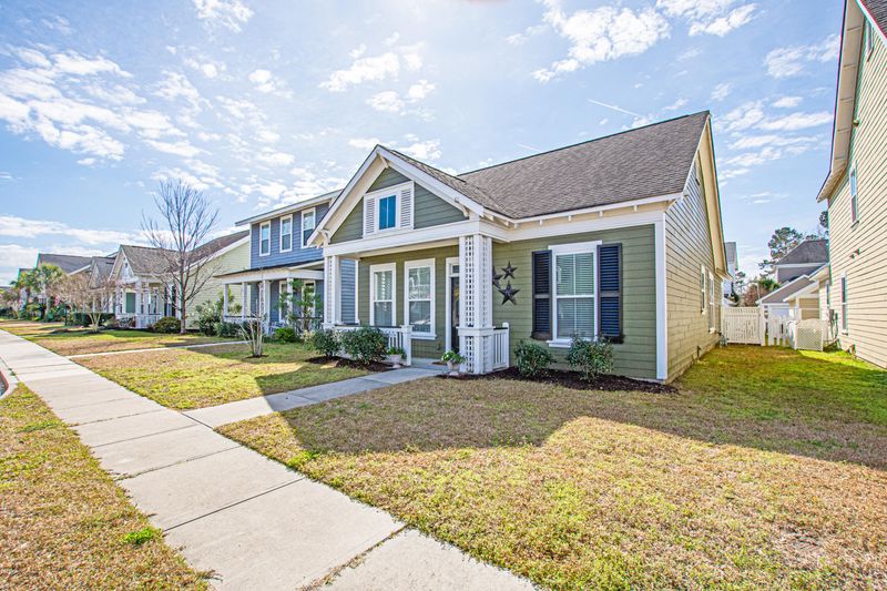 221 Crossandra Ave, Summerville, SC 29483
