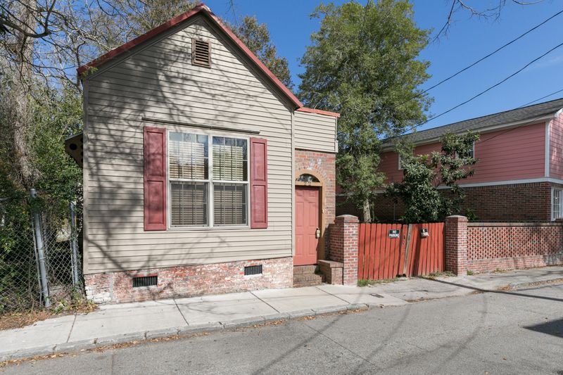 22 Maranda Holmes St, Charleston, SC 29403