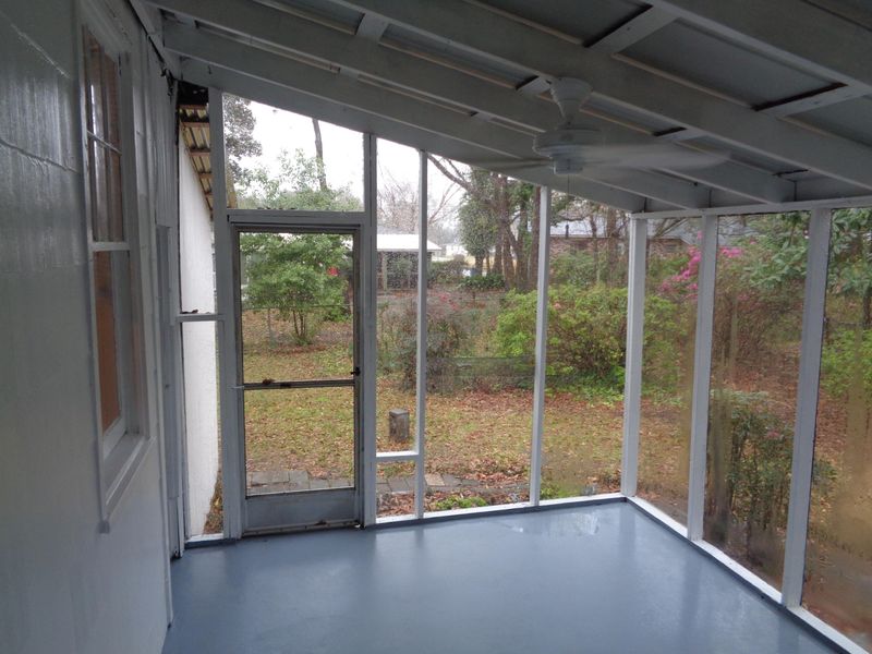 1628 Wappoo Dr, Charleston, SC 29407