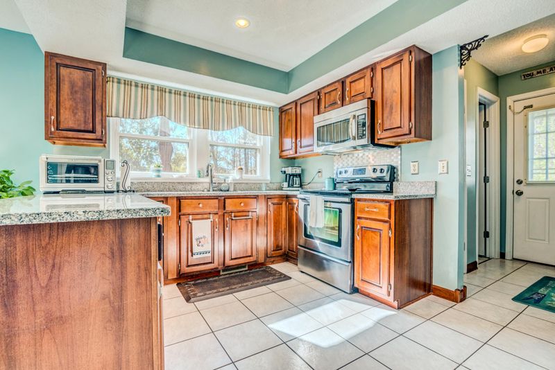 1428 Topaz Dr, Mount Pleasant, SC 29466