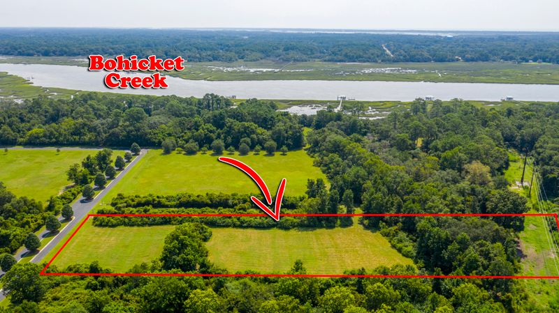 6110 Drop Anchor Ln, Wadmalaw Island, SC 29487