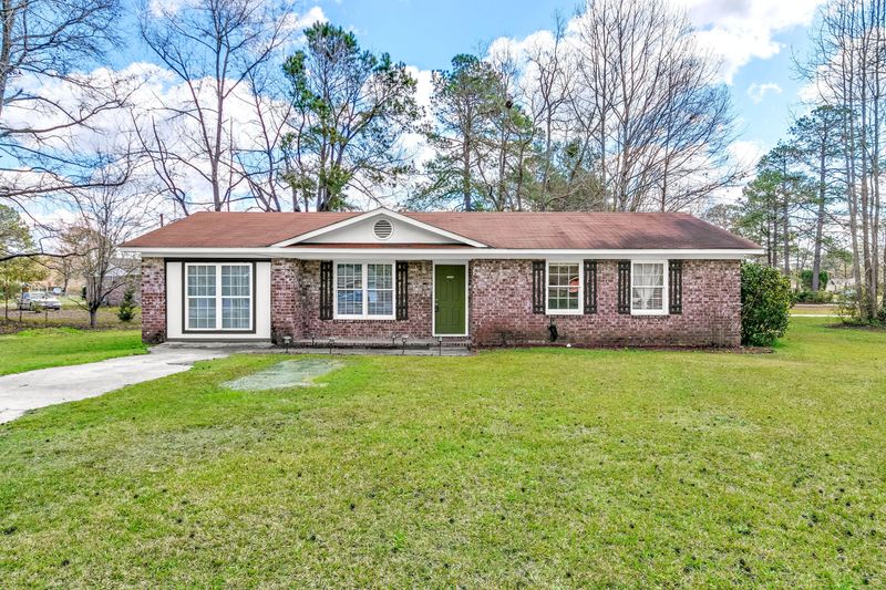 4522 Kindlewood Dr, Ladson, SC 29456