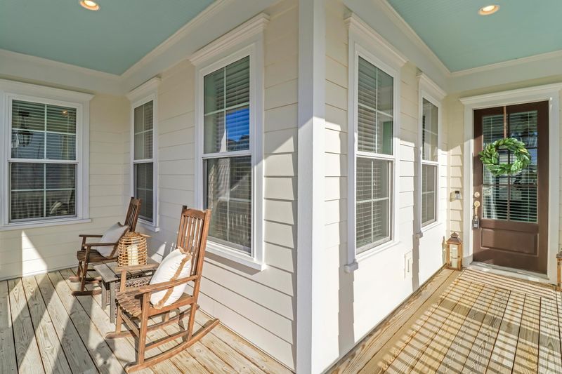 1624 Oak Leaf St, Charleston, SC 29492