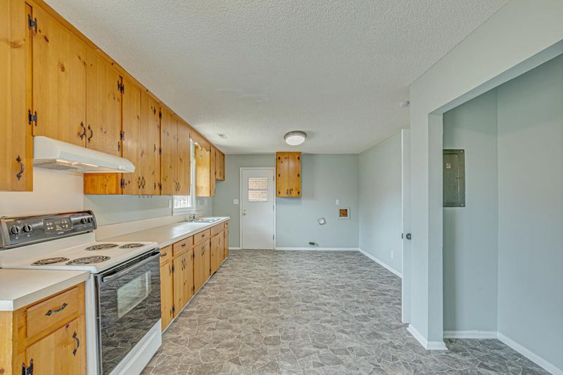 113 Roselle Ave, Goose Creek, SC 29445