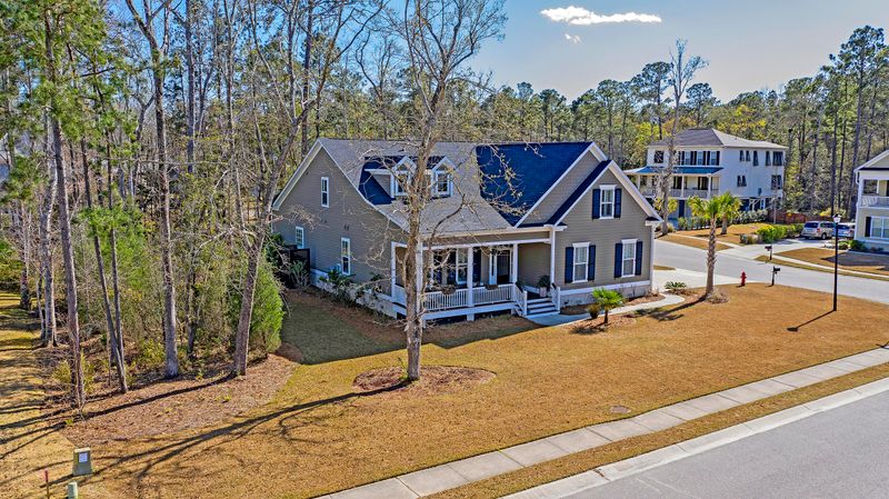 263 Commonwealth Rd, Mount Pleasant, SC 29466