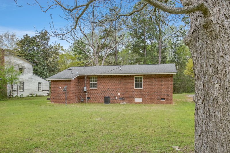 299 S Metts St, Saint George, SC 29477