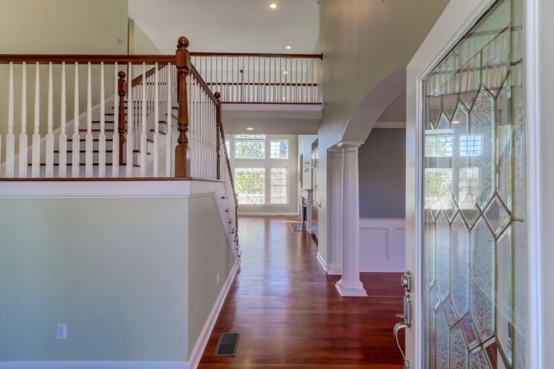 1421 Creek House Ln, Charleston, SC 29492