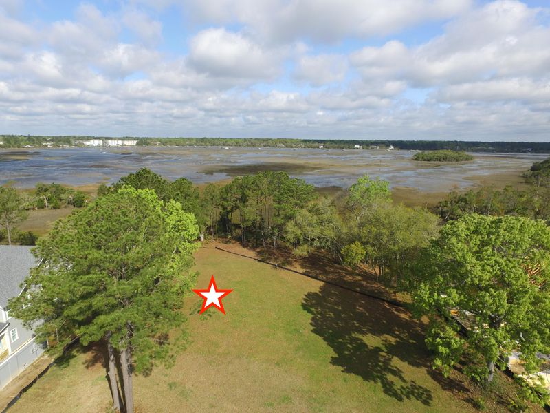535 Lesesne St, Charleston, SC 29492
