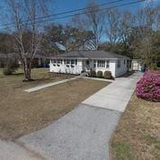 1337 Memory Ln, Charleston, SC 29407