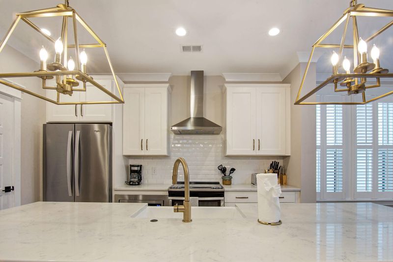 964 Key Colony Ct, Mount Pleasant, SC 29464