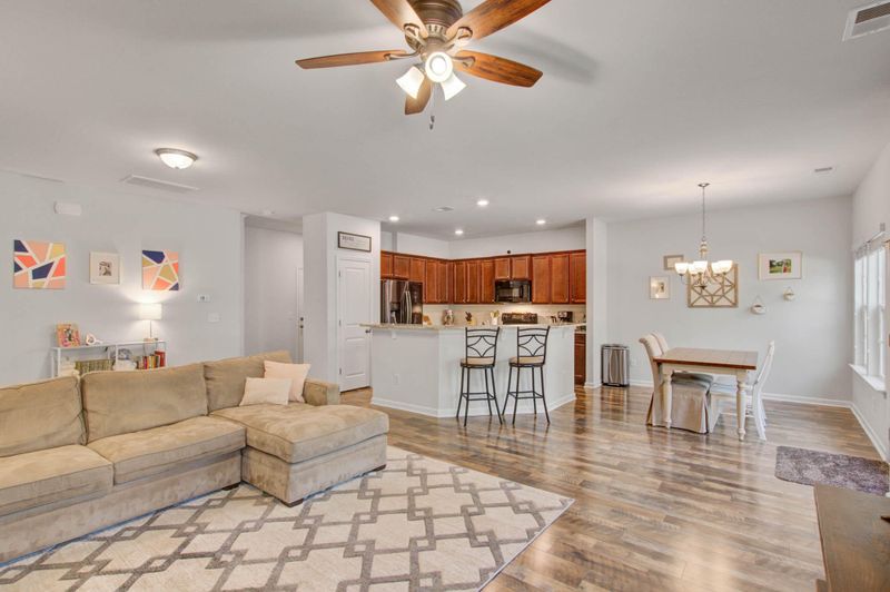 160 Longford Dr, Summerville, SC 29483