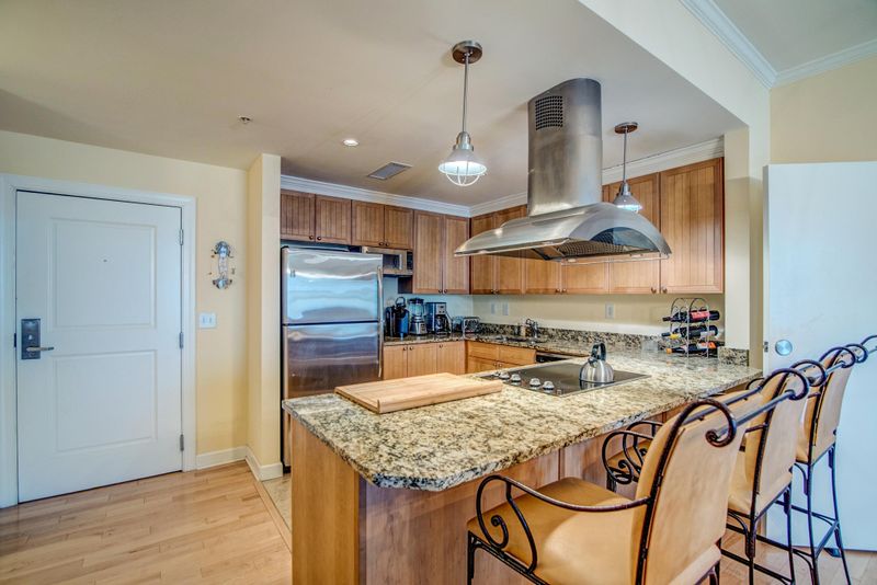 5804 Palmetto Dr #A-305, Isle Of Palms, SC 29451