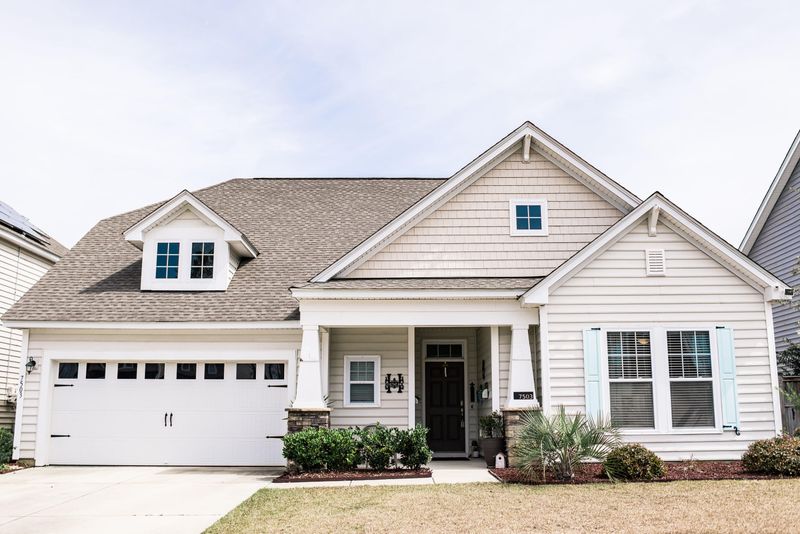 7503 Scupper Dr, Hanahan, SC 29410