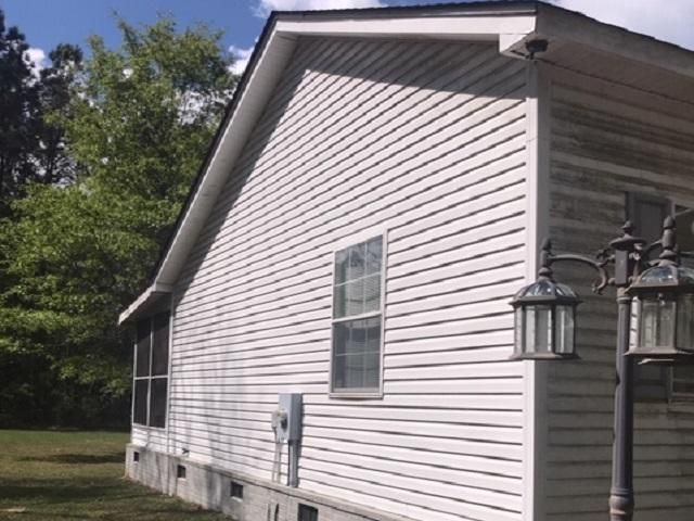 611 Beulah Tabernacle Dr, Saint Stephen, SC 29479