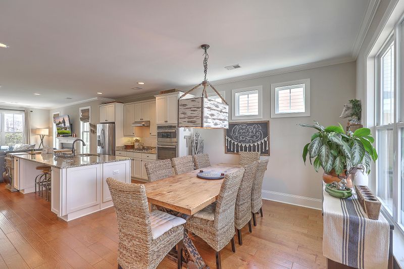 106 Green Grass Rd, Summerville, SC 29483