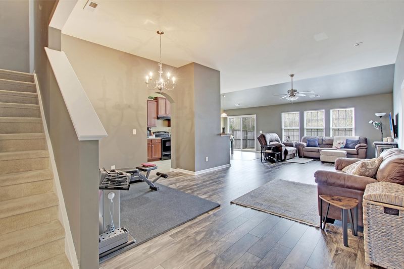 266 Mayfield Dr, Goose Creek, SC 29445