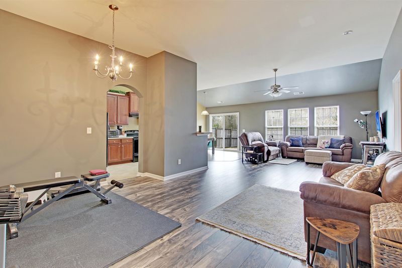 266 Mayfield Dr, Goose Creek, SC 29445