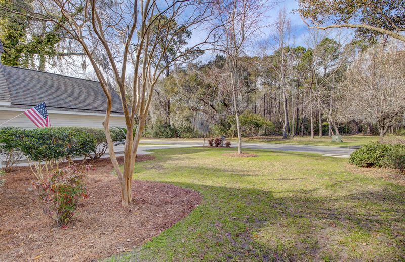 3251 Seaborn Dr, Mount Pleasant, SC 29466