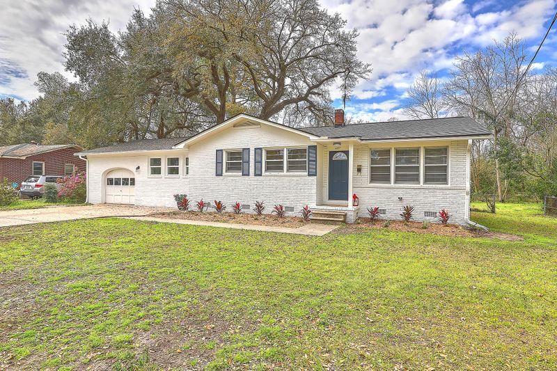 5287 Hartford Cir, North Charleston, SC 29405