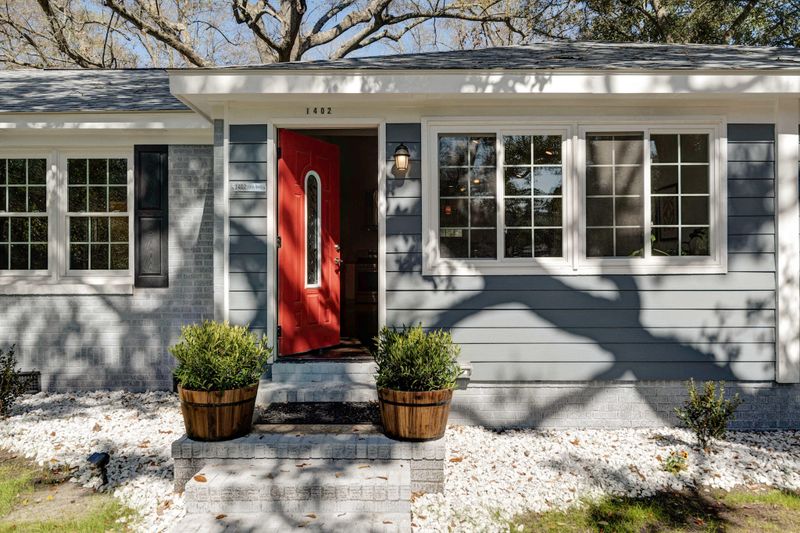 1402 Joy Ave, Charleston, SC 29407