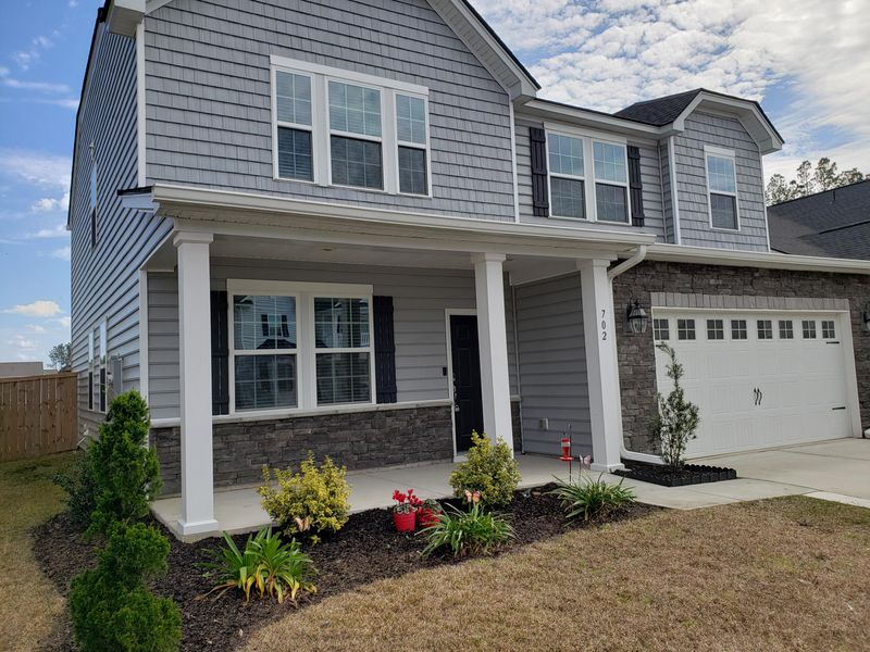 702 Redbud Ln, Summerville, SC 29486