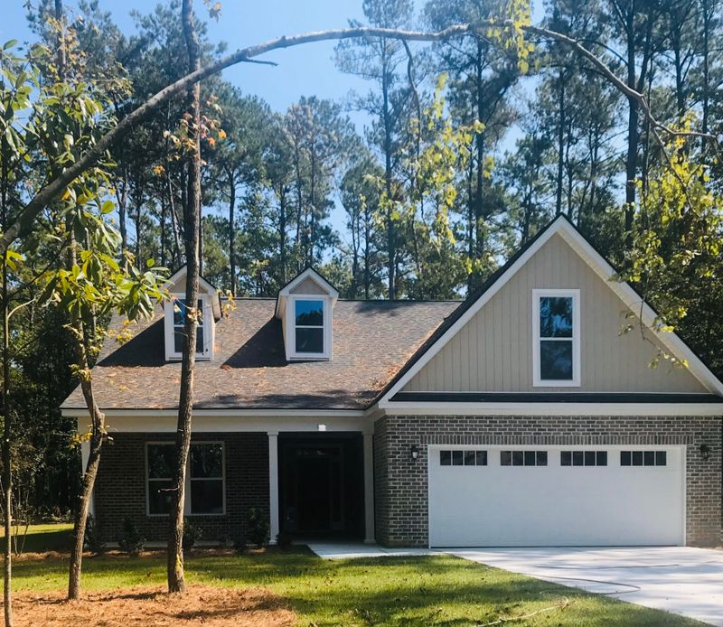 198 Pecan Dr, Summerville, SC 29483