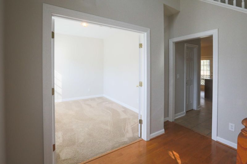 9451 Harroway Rd, Summerville, SC 29485