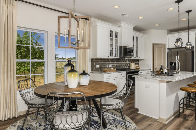 194 Daniels Creek Cir, Goose Creek, SC 29445