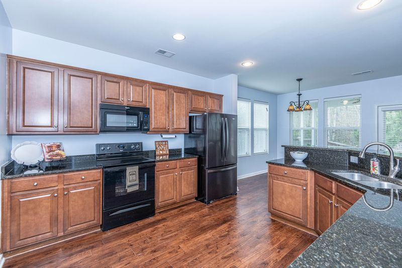 1680 Eider Down Dr, Summerville, SC 29483