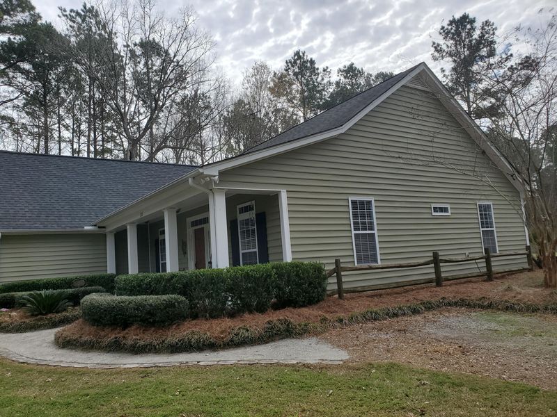 118 Low Country Ln, Ravenel, SC 29470